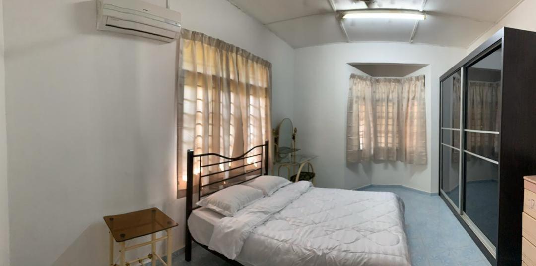 Villa Ctzee ملقا المظهر الخارجي الصورة