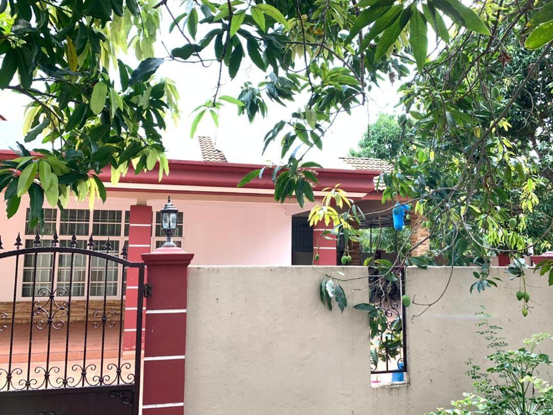 Villa Ctzee ملقا المظهر الخارجي الصورة